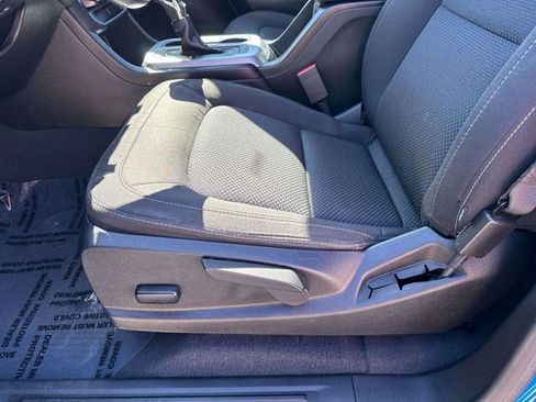 Used 2022 Chevrolet Colorado LT w/ LT Convenience Package image 22