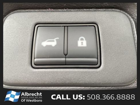 Used 2025 Nissan Rogue SV w/ Rock Creek Premium Package AWD/4WD image 16