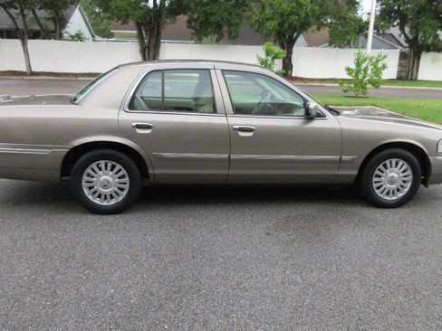 Used 2006 Mercury Grand Marquis LS RWD image 6