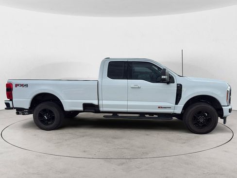 Used 2023 Ford F350 XLT w/ XLT Premium Package AWD/4WD image 6
