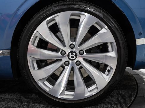 Used 2024 Bentley Continental GT V8 AWD/4WD image 38
