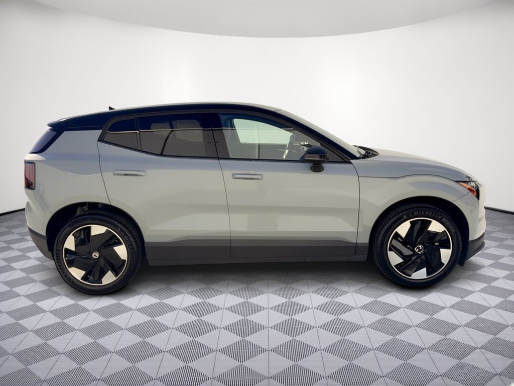 New 2026 Volvo EX30 Plus w/ Climate Package RWD image 8