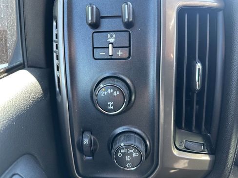 Used 2019 Chevrolet Silverado 3500 High Country image 14