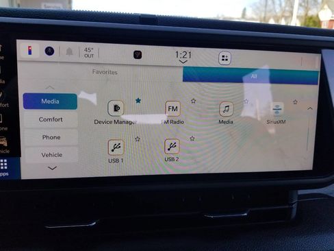 Used 2024 Jeep Wrangler Sport image 23