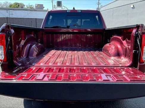 Used 2022 RAM 1500 Big Horn AWD/4WD image 7