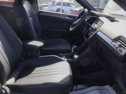 Certified 2024 Volkswagen Tiguan SE R-Line image 36