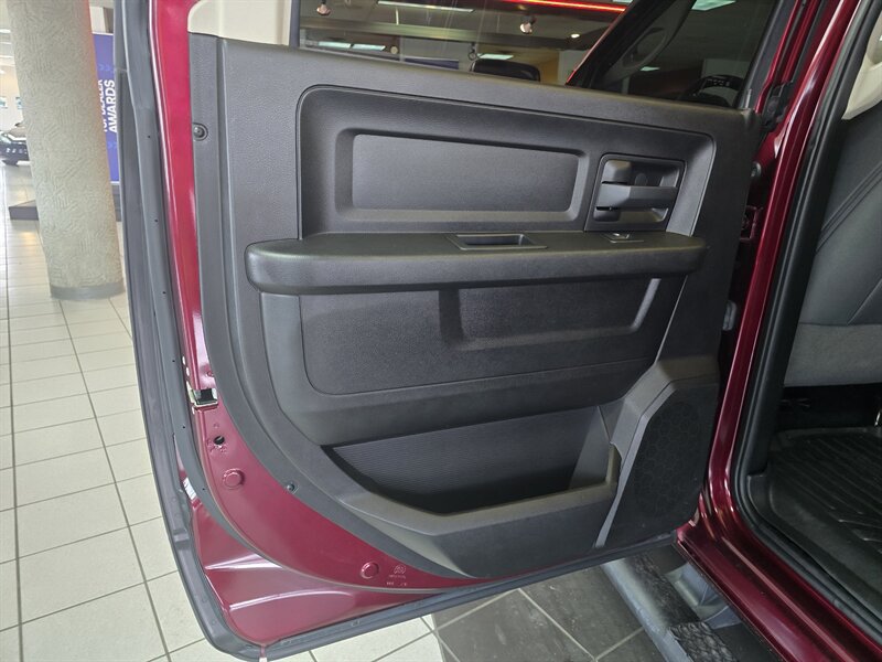 Used 2017 RAM 1500 Express RWD image 20