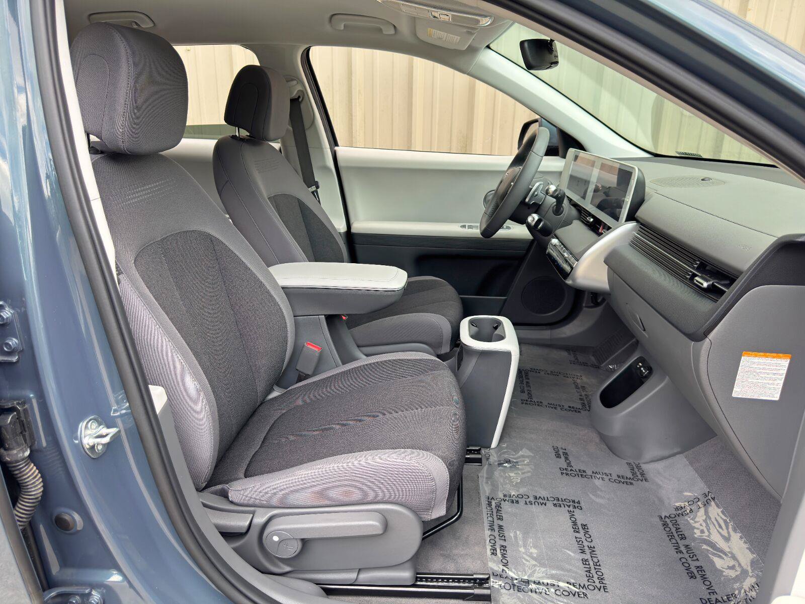 Used 2024 Hyundai Ioniq 5 SE RWD image 15