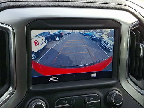 Used 2021 Chevrolet Silverado 2500 LT w/ Convenience Package image 15