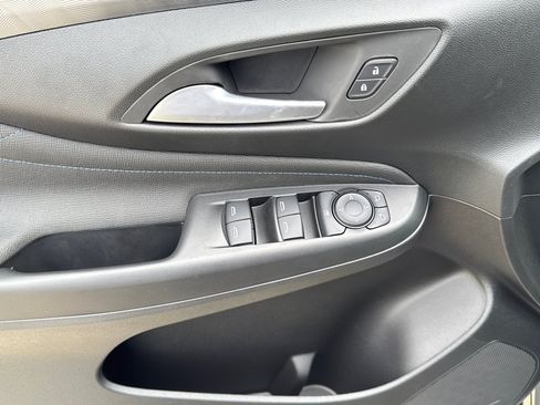 Used 2026 Buick Envista Sport Touring w/ Convenience I Package FWD image 29