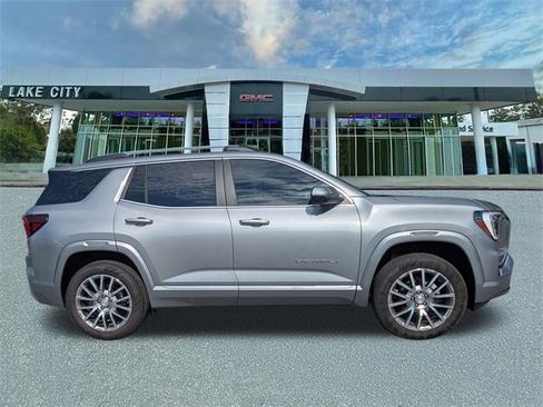 Used 2026 GMC Terrain Denali image 2