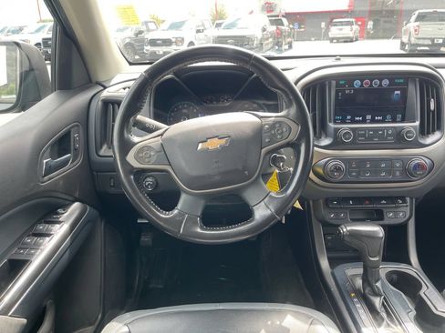 Used 2017 Chevrolet Colorado Z71 AWD/4WD image 19