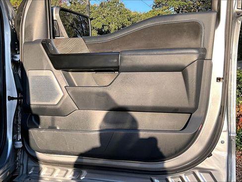 Used 2022 Ford F150 Platinum w/ Equipment Group 701A High image 25