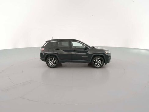 New 2026 Jeep Compass Limited image 14