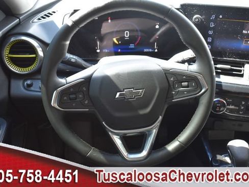 Used 2024 Chevrolet Trax ACTIV w/ Driver Confidence Package FWD image 24
