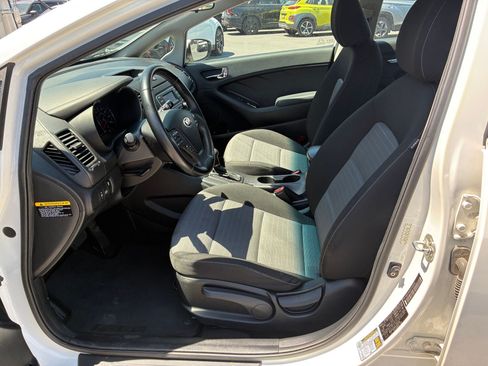 Used 2015 Kia Forte EX FWD image 16