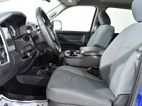 Used 2017 RAM 2500 Tradesman w/ Chrome Appearance Group image 6