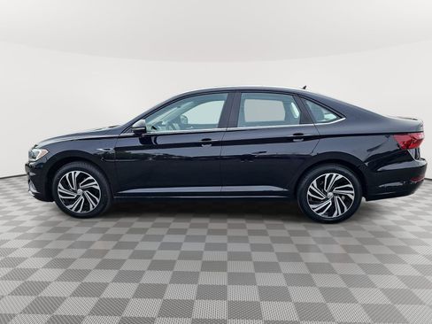 Used 2020 Volkswagen Jetta SEL Premium image 8