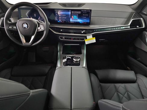 Used 2026 BMW X5 xDrive40i w/ Premium Package AWD/4WD image 8