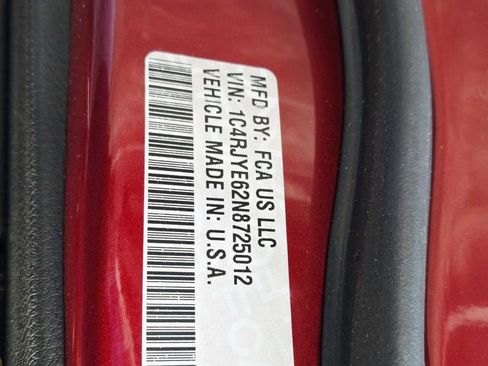 Certified 2022 Jeep Grand Cherokee Summit image 46