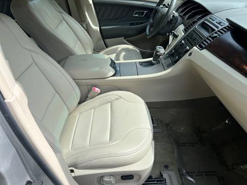 Used 2012 Ford Taurus SEL FWD image 15
