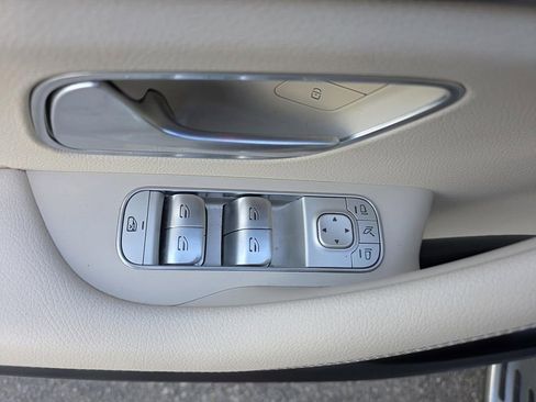 Used 2021 Mercedes-Benz GLE 450 4MATIC image 13