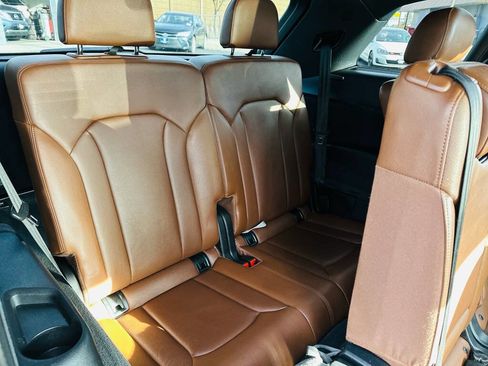 Used 2017 Audi Q7 3.0T Premium Plus w/ Premium Plus Package image 21