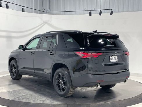 Used 2023 Chevrolet Traverse LS w/ Midnight/Sport Edition image 13