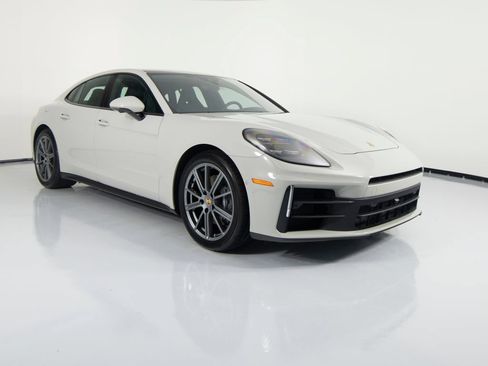 Certified 2026 Porsche Panamera 4 AWD/4WD image 12