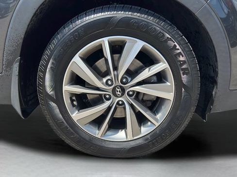 Used 2020 Hyundai Santa Fe SEL w/ Convenience + Premium Package FWD image 34