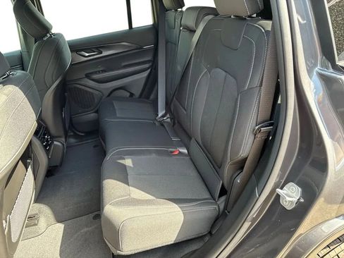 New 2026 Jeep Grand Cherokee Laredo AWD/4WD image 25