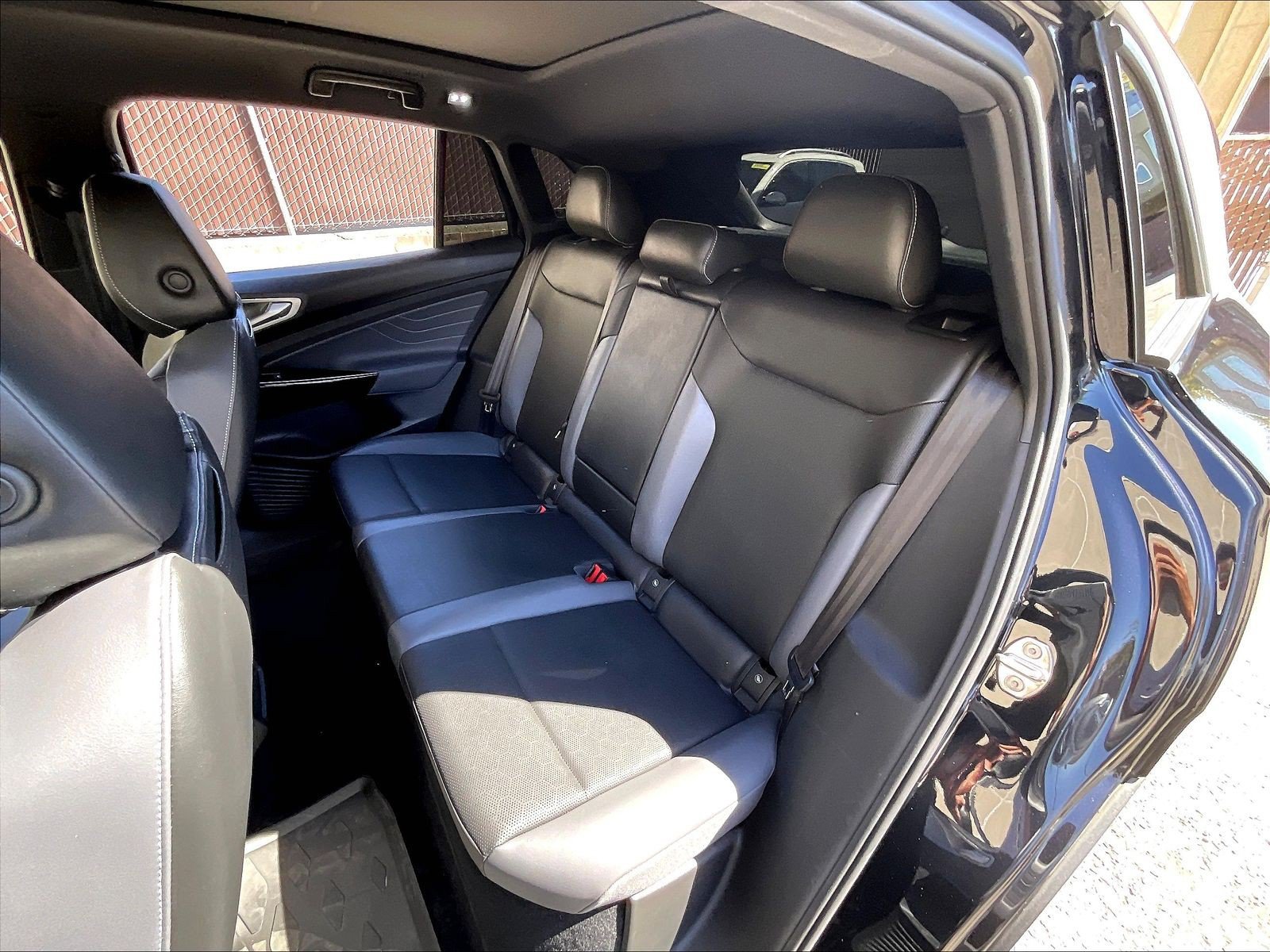 Used 2023 Volkswagen ID.4 Pro S Plus AWD/4WD image 24