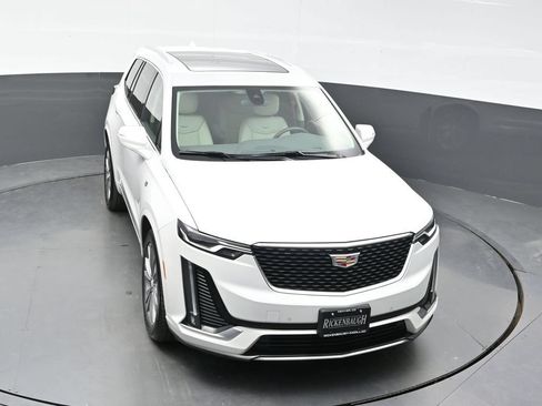 Certified 2024 Cadillac XT6 Premium Luxury w/ LPO, Floor Liner Package AWD/4WD image 36