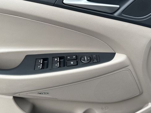 Used 2020 Hyundai Tucson Limited AWD/4WD image 15