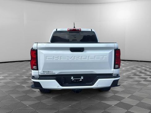 Used 2025 Chevrolet Colorado LT w/ LT Convenience Package AWD/4WD image 8