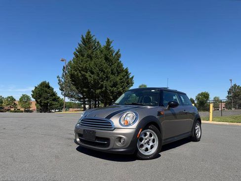 Used 2013 MINI Cooper Hardtop FWD image 1