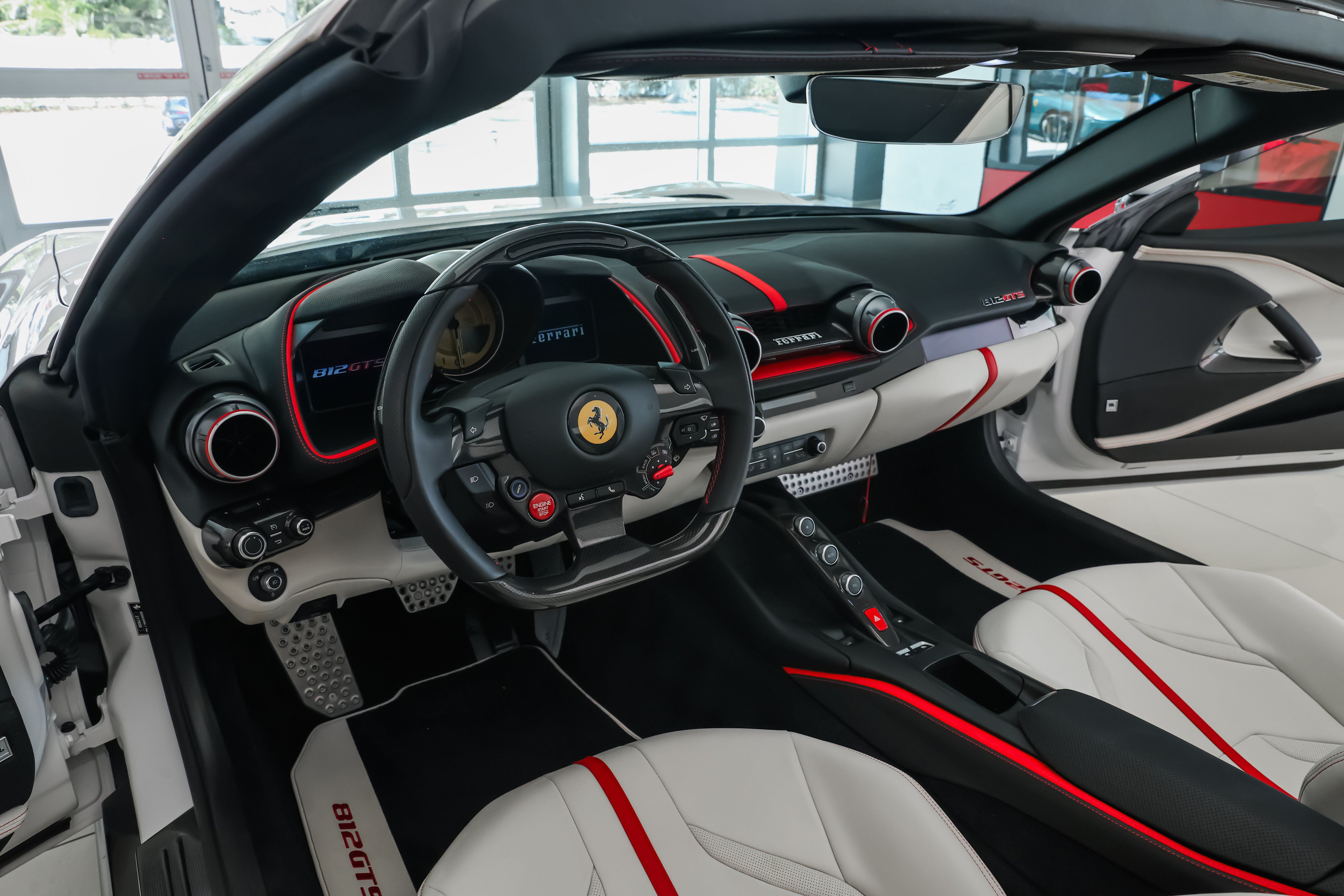 Used 2023 Ferrari 812 GTS RWD image 15