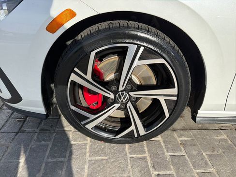Certified 2024 Volkswagen GTI SE image 29