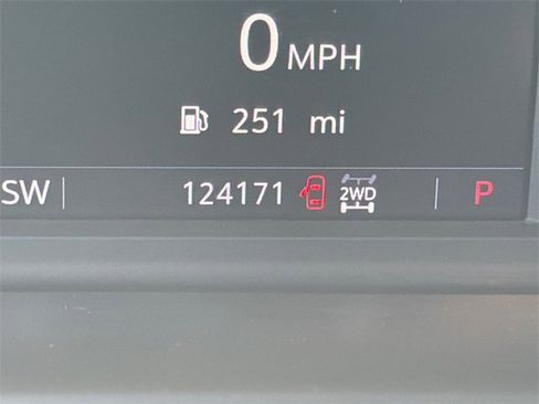 Used 2019 Chevrolet Silverado 1500 LT Trail Boss image 27