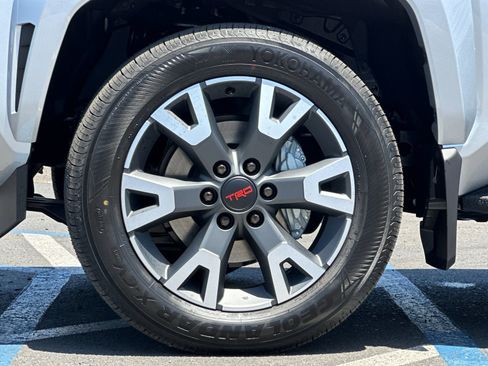 New 2026 Toyota 4Runner TRD Sport Premium AWD/4WD image 24