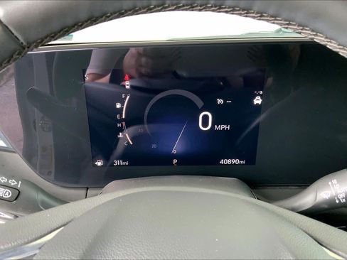 Used 2024 Buick Envista Sport Touring w/ Convenience I Package FWD image 26