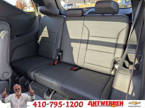 Certified 2024 Chevrolet Traverse RS w/ LPO, Floor Liner Package image 16
