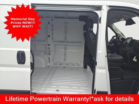 New 2025 RAM ProMaster 1500 w/ Premium Convenience Group FWD image 16