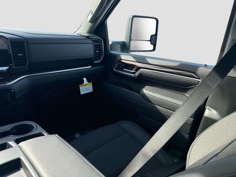 New 2026 Chevrolet Silverado 2500 LT w/ Convenience Package image 23