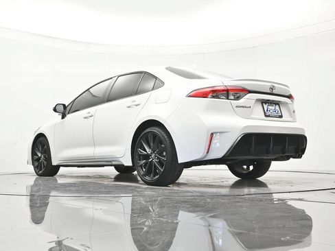 Used 2023 Toyota Corolla SE FWD image 42