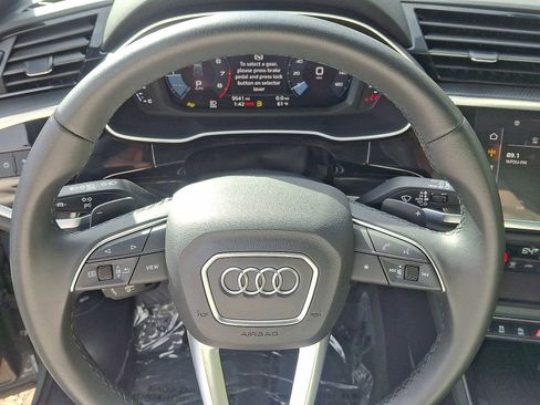 Used 2025 Audi Q3 2.0T Premium w/ Convenience Package image 15