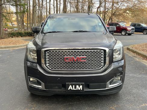 Used 2017 GMC Yukon XL Denali w/ Open Road Package image 2