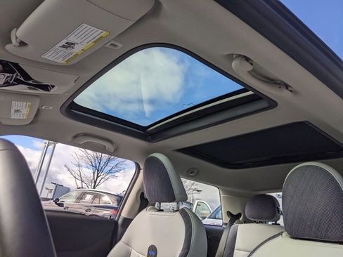 Certified 2025 MINI Cooper S image 14