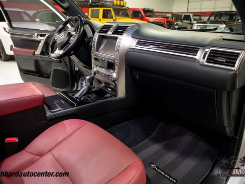 Used 2021 Lexus GX 460 Premium AWD/4WD image 25