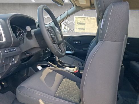 New 2026 Nissan Frontier SV w/ SV Convenience Package RWD image 20